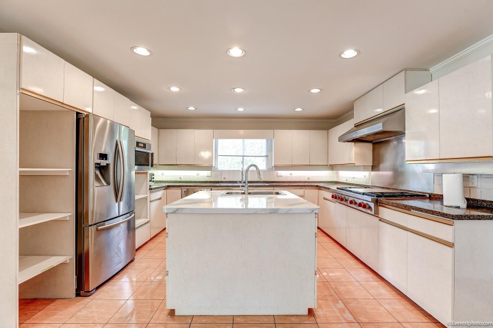 Photo 10 at 2403 W 20th Avenue, Arbutus, Vancouver West