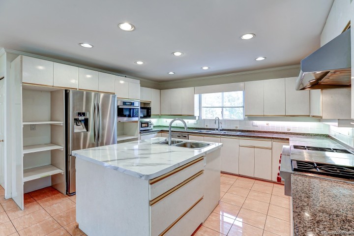 Photo 8 at 2403 W 20th Avenue, Arbutus, Vancouver West