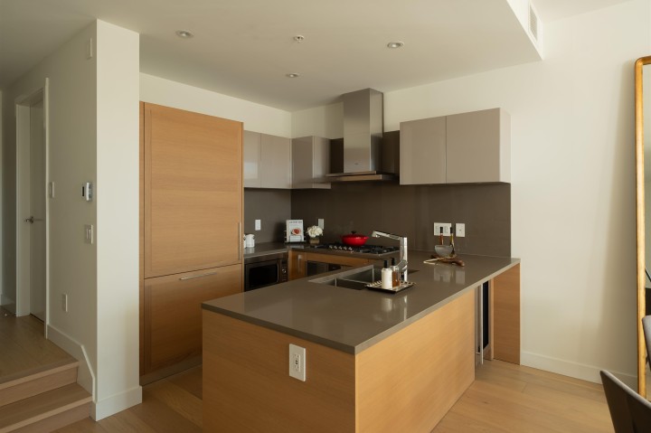 Photo 12 at 1577 W 57th Avenue, South Granville, Vancouver West