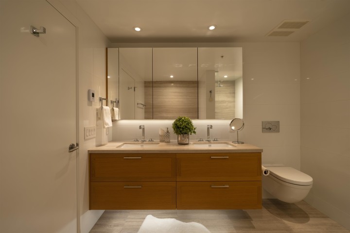 Photo 20 at 1577 W 57th Avenue, South Granville, Vancouver West