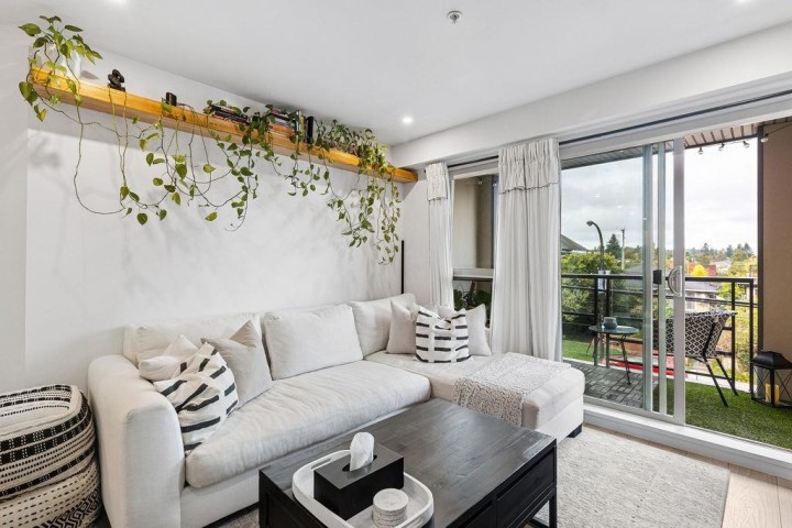 Photo 5 at 232 - 4550 Fraser Street, Fraser VE, Vancouver East