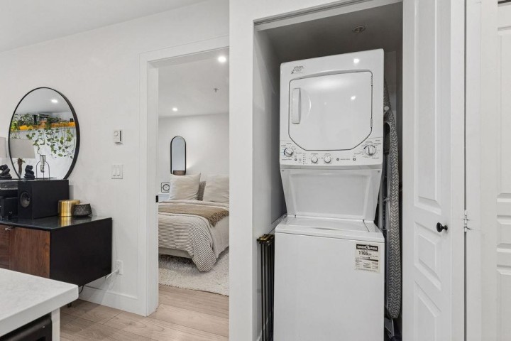 Photo 15 at 232 - 4550 Fraser Street, Fraser VE, Vancouver East