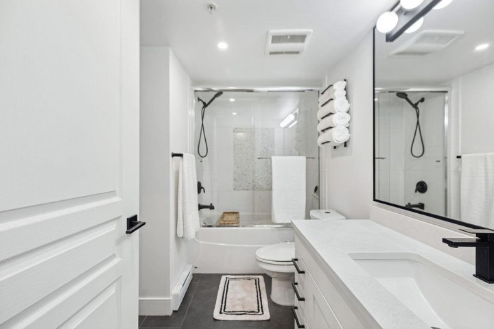 Photo 19 at 232 - 4550 Fraser Street, Fraser VE, Vancouver East