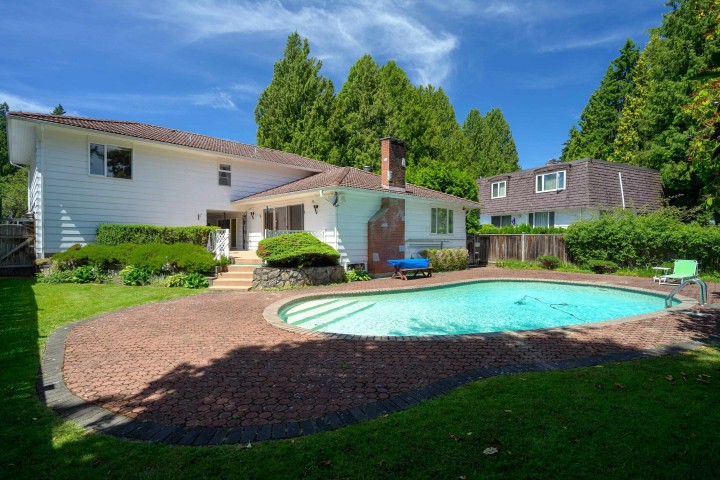 Photo 1 at 5938 Holland Street, Southlands, Vancouver West