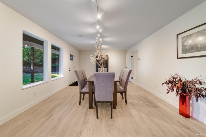 Photo 26 at 8515 Ansell Place, Howe Sound, West Vancouver