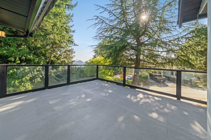 Photo 18 at 8515 Ansell Place, Howe Sound, West Vancouver