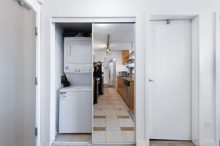 Photo 13 at 1607 - 1495 Richard Street, Yaletown, Vancouver West