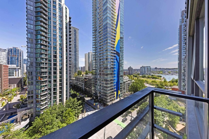 Photo 1 at 1607 - 1495 Richard Street, Yaletown, Vancouver West