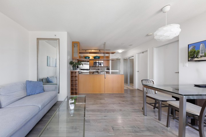 Photo 5 at 1607 - 1495 Richard Street, Yaletown, Vancouver West