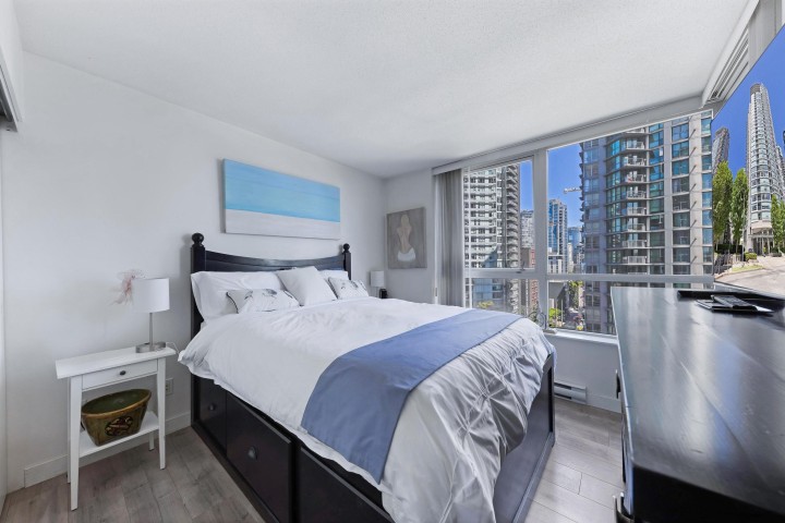 Photo 11 at 1607 - 1495 Richard Street, Yaletown, Vancouver West
