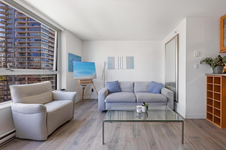 Photo 4 at 1607 - 1495 Richard Street, Yaletown, Vancouver West