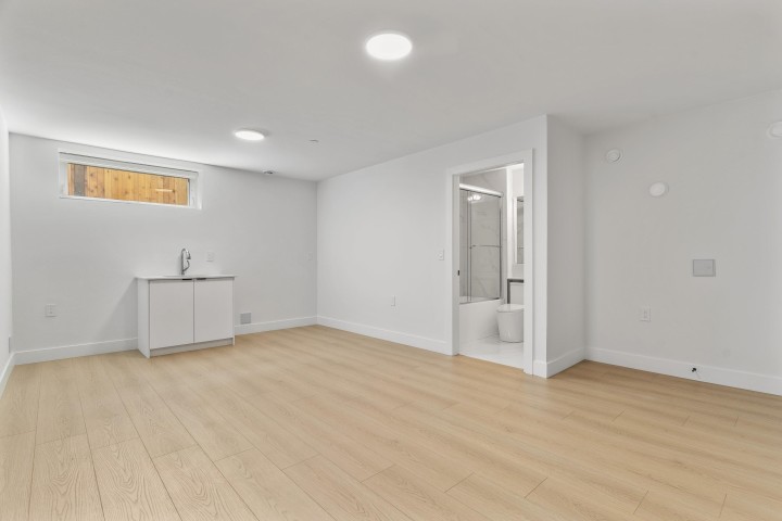 Photo 27 at 1 - 1243 Nootka Street, Renfrew VE, Vancouver East