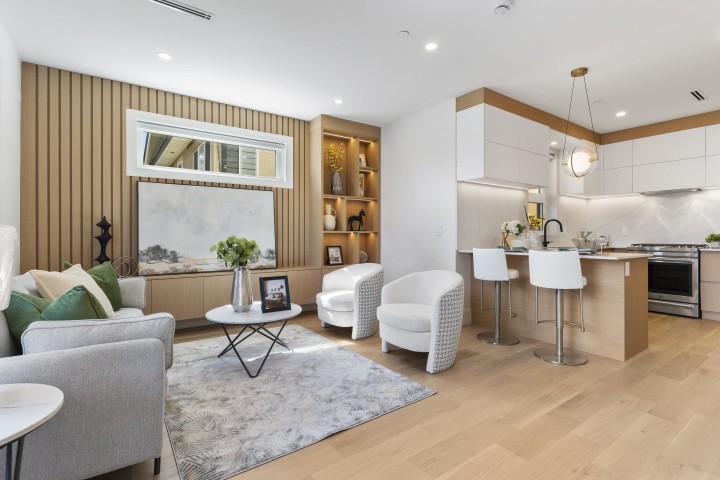 Photo 8 at 1 - 1243 Nootka Street, Renfrew VE, Vancouver East