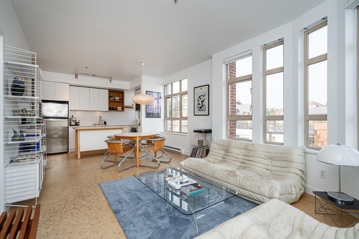 Photo 12 at 303 - 2828 Main Street, Mount Pleasant VE, Vancouver East