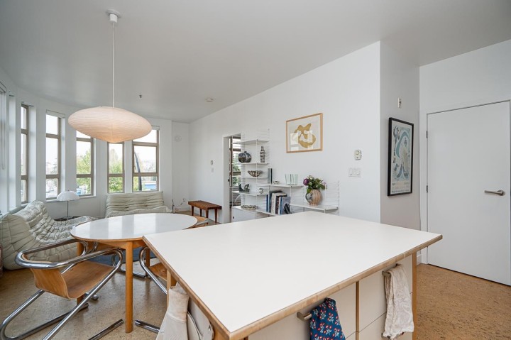 Photo 7 at 303 - 2828 Main Street, Mount Pleasant VE, Vancouver East