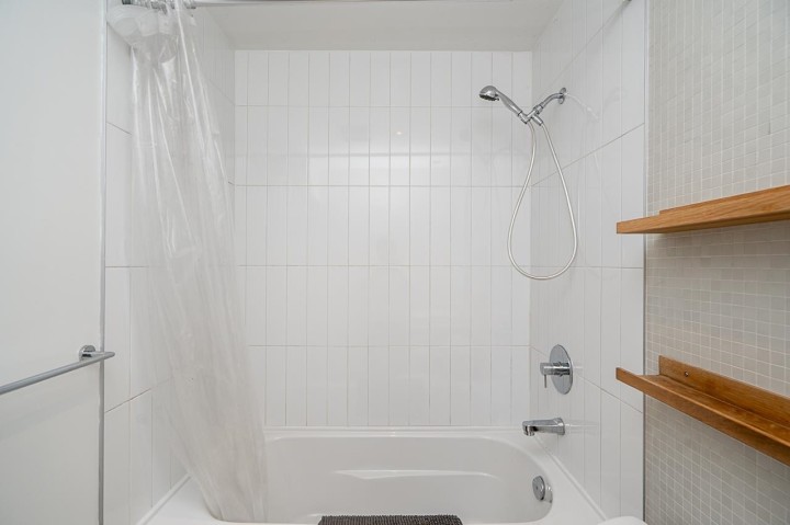 Photo 24 at 303 - 2828 Main Street, Mount Pleasant VE, Vancouver East