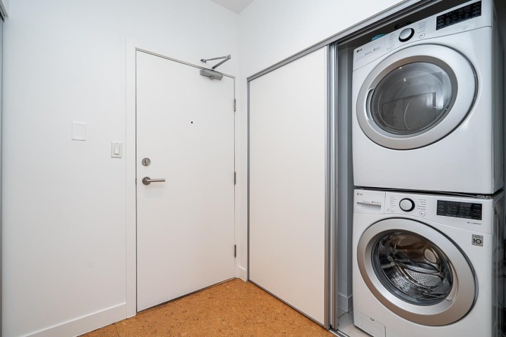 Photo 25 at 303 - 2828 Main Street, Mount Pleasant VE, Vancouver East