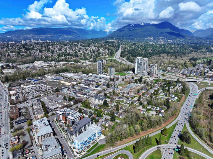 Photo 13 at 1583 Bond Street, Lynnmour, North Vancouver