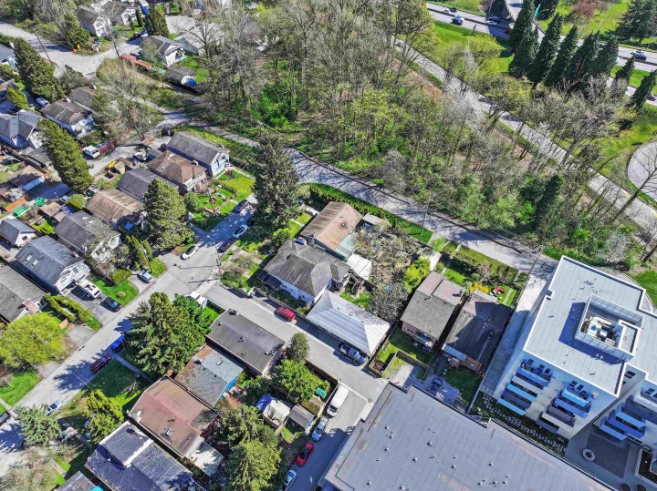 Photo 10 at 1583 Bond Street, Lynnmour, North Vancouver