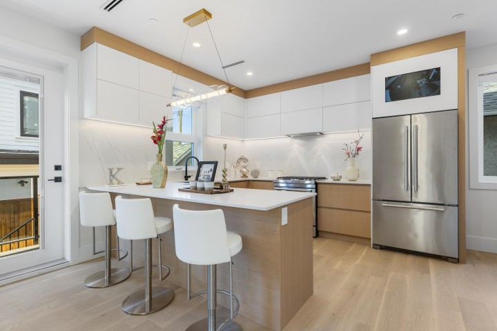 Photo 1 at 2 - 1243 Nootka Street, Renfrew VE, Vancouver East