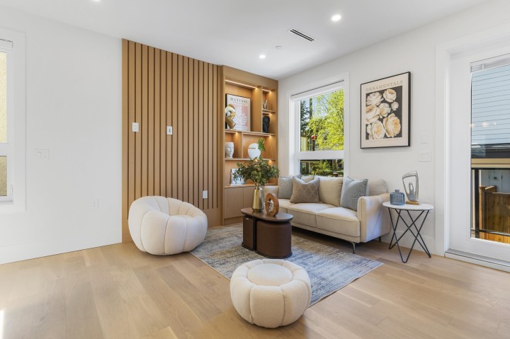 Photo 11 at 2 - 1243 Nootka Street, Renfrew VE, Vancouver East