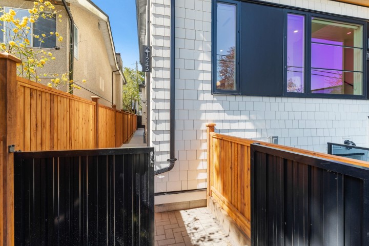 Photo 39 at 2 - 1243 Nootka Street, Renfrew VE, Vancouver East