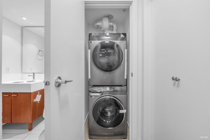 Photo 23 at 409 - 328 E 11th Avenue, Mount Pleasant VE, Vancouver East