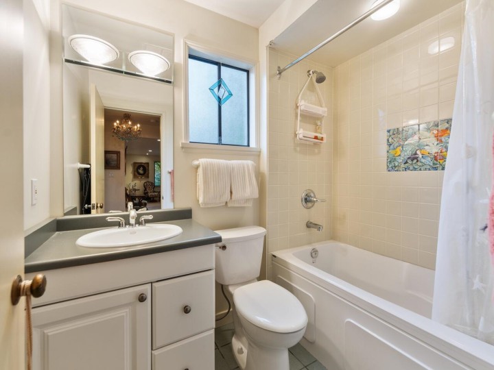 Photo 16 at 201 - 1695 W 10th Avenue, Fairview VW, Vancouver West