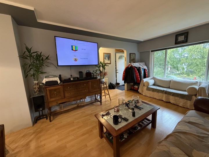 Photo 5 at 5828 Kerr Street, Killarney VE, Vancouver East