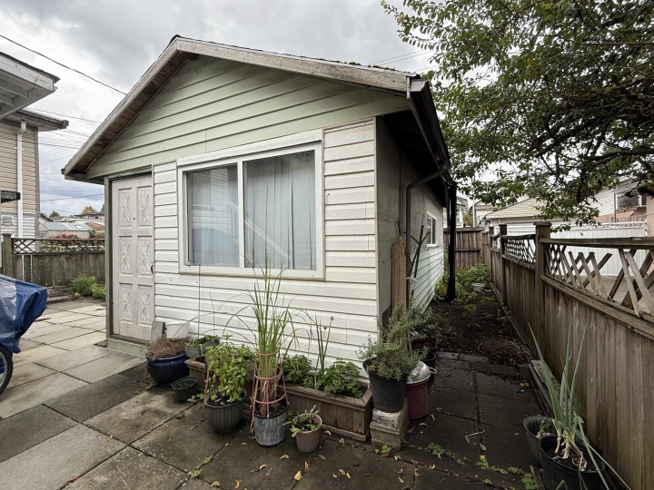 Photo 30 at 5828 Kerr Street, Killarney VE, Vancouver East