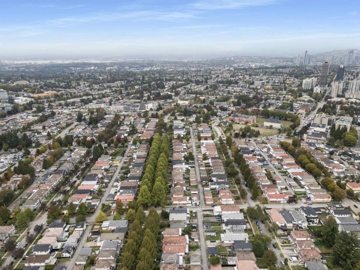 Photo 38 at 5828 Kerr Street, Killarney VE, Vancouver East