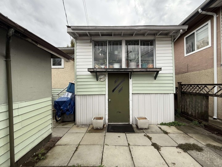 Photo 31 at 5828 Kerr Street, Killarney VE, Vancouver East