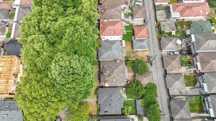 Photo 8 at 5338 Chambers Street, Collingwood VE, Vancouver East