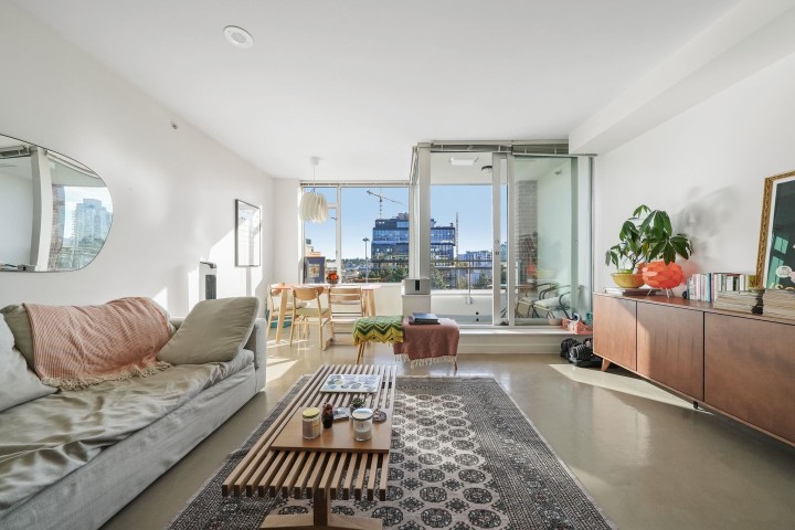 Photo 4 at 715 - 221 Union Street, Strathcona, Vancouver East