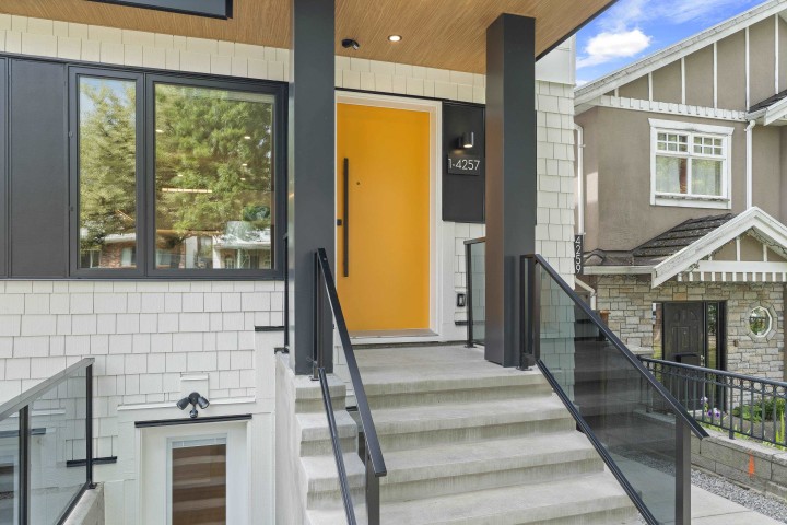 Photo 6 at 1 - 4257 Beatrice Street, Victoria VE, Vancouver East