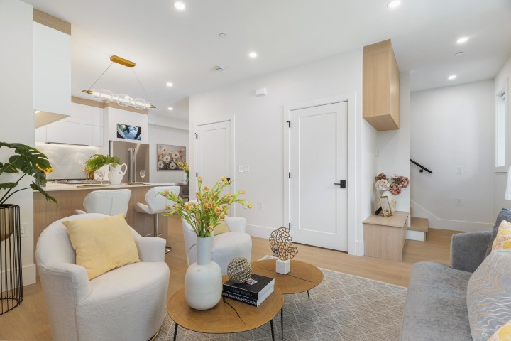 Photo 13 at 1 - 4257 Beatrice Street, Victoria VE, Vancouver East