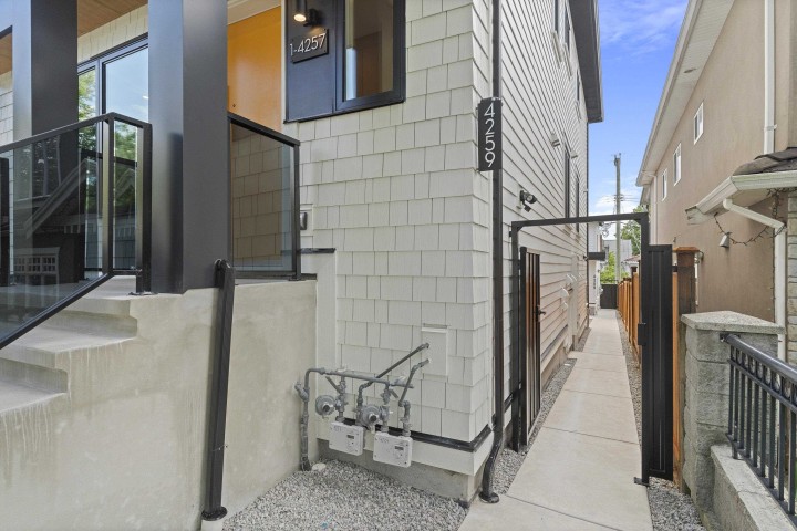 Photo 36 at 1 - 4257 Beatrice Street, Victoria VE, Vancouver East