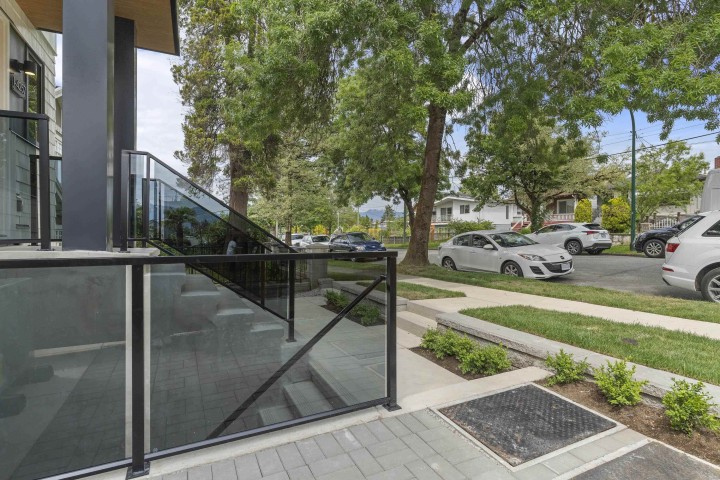 Photo 5 at 1 - 4257 Beatrice Street, Victoria VE, Vancouver East