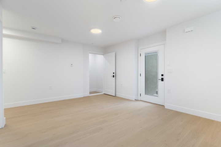 Photo 33 at 1 - 4257 Beatrice Street, Victoria VE, Vancouver East