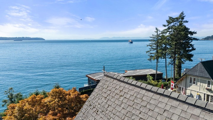 Photo 26 at 3721 Sunset Lane, West Bay, West Vancouver