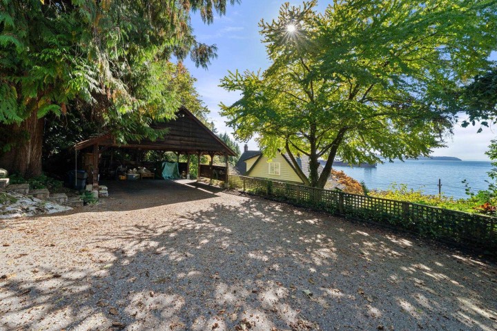 Photo 9 at 3721 Sunset Lane, West Bay, West Vancouver