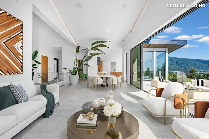 Photo 6 at 535 Craigmohr Drive, Glenmore, West Vancouver