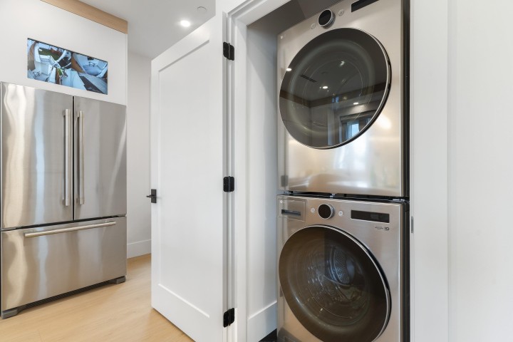 Photo 23 at 2 - 4257 Beatrice Street, Victoria VE, Vancouver East