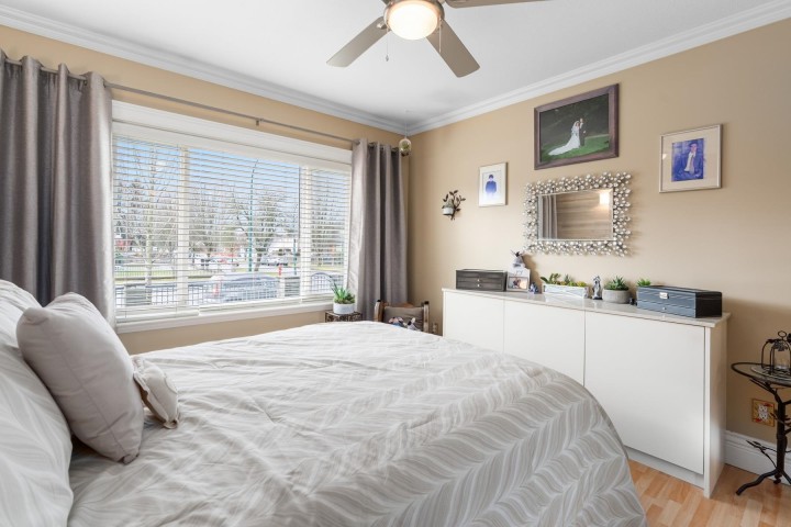 Photo 16 at 5516 Clarendon Street, Collingwood VE, Vancouver East