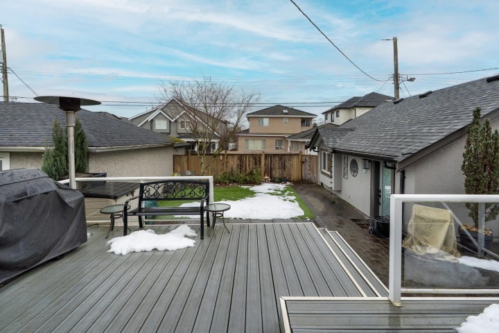Photo 22 at 5516 Clarendon Street, Collingwood VE, Vancouver East