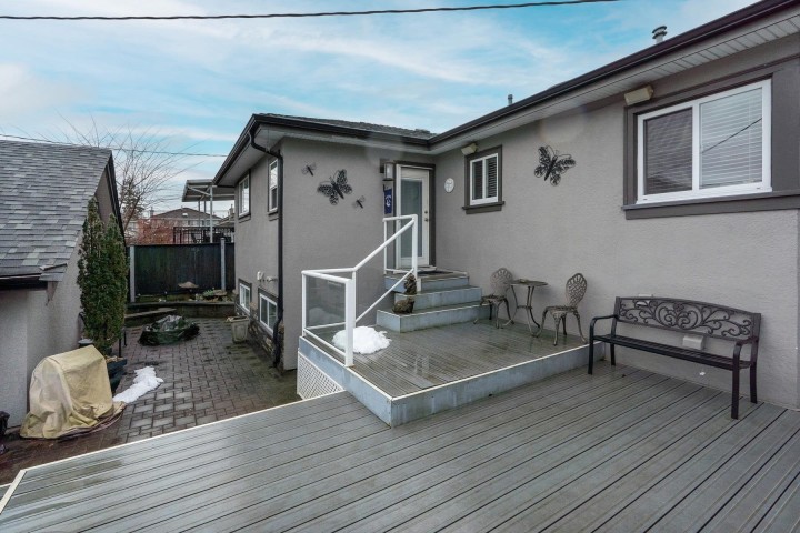 Photo 24 at 5516 Clarendon Street, Collingwood VE, Vancouver East