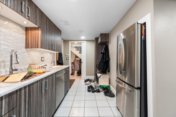 Photo 30 at 5516 Clarendon Street, Collingwood VE, Vancouver East