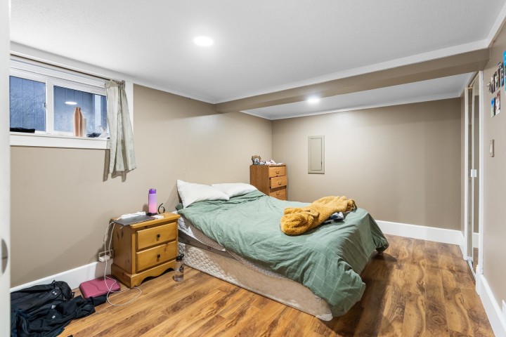 Photo 34 at 5516 Clarendon Street, Collingwood VE, Vancouver East