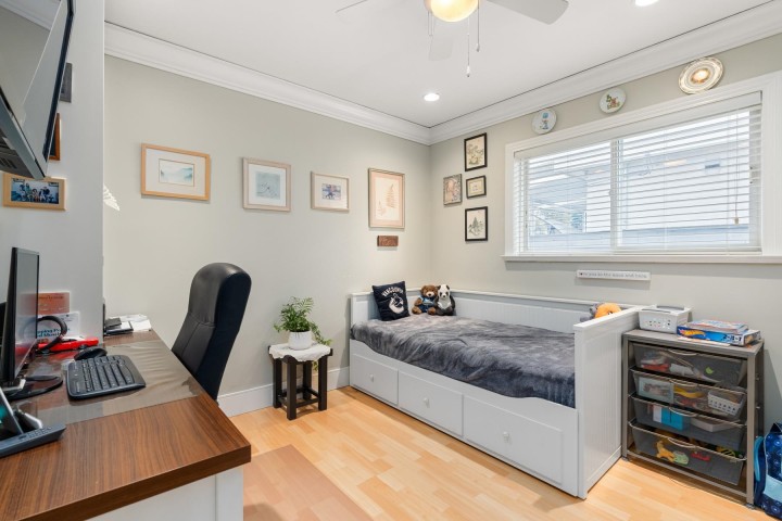 Photo 18 at 5516 Clarendon Street, Collingwood VE, Vancouver East