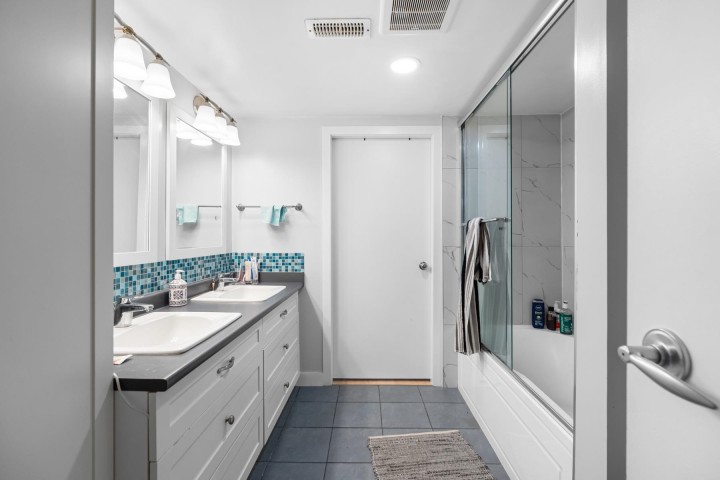 Photo 35 at 5516 Clarendon Street, Collingwood VE, Vancouver East